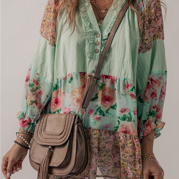 Green Printed Floral Patchwork Frilled Split
Neck Blouse Bohemian Top - Picture 7 of 16